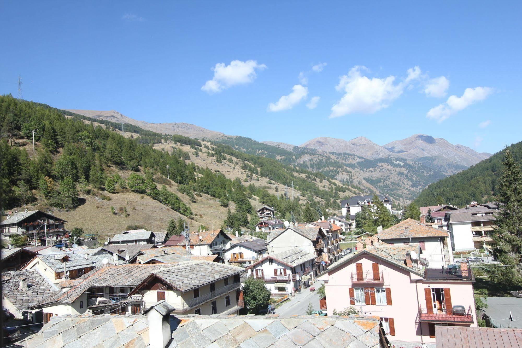 Residence Albergian Pragelato Εξωτερικό φωτογραφία